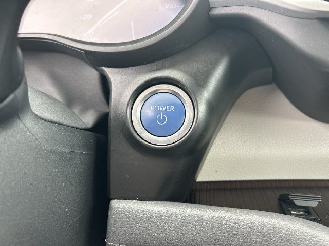 Used 2024 Toyota Sienna LE AWD/4WD image 22