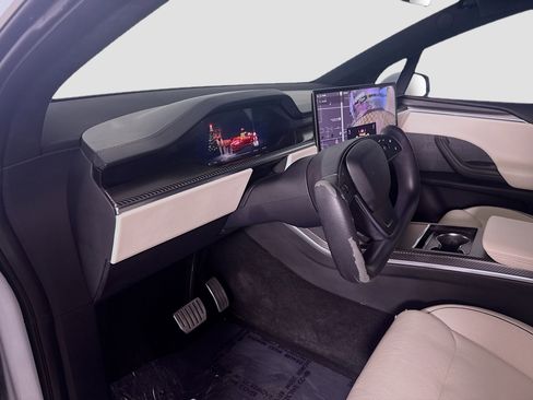 Used 2022 Tesla Model X Plaid AWD/4WD image 21