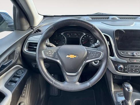 Used 2018 Chevrolet Equinox Premier AWD/4WD image 11