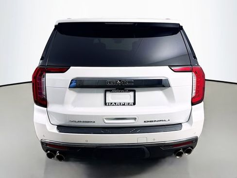 Used 2023 GMC Yukon XL Denali Ultimate image 9
