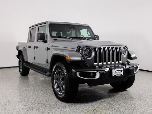 Used 2020 Jeep Gladiator Overland w/ Popular Equipment Package image 10