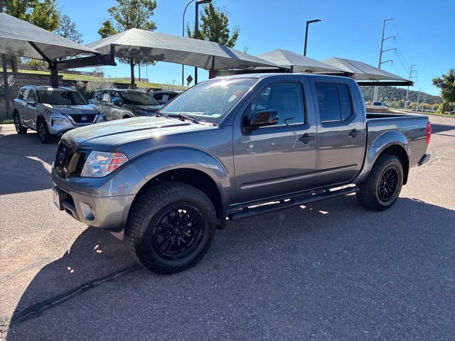 Used 2020 Nissan Frontier SV w/ Midnight Edition Floor Mats AWD/4WD image 3