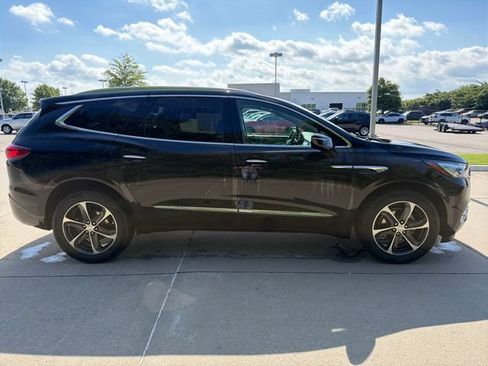 Used 2021 Buick Enclave Essence w/ Sport Touring Edition FWD image 6