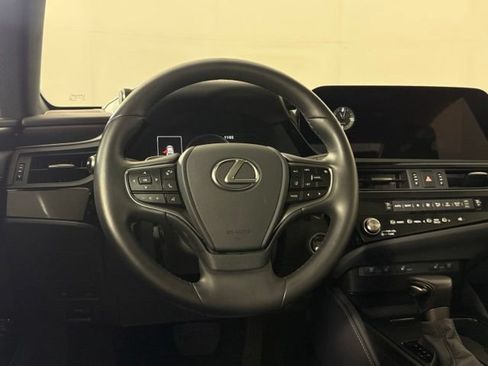 Used 2025 Lexus ES 350 w/ Premium Package FWD image 25