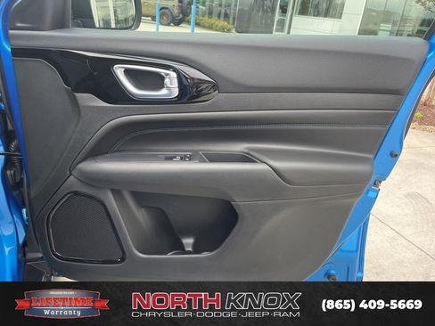 New 2026 Jeep Compass Latitude AWD/4WD image 25