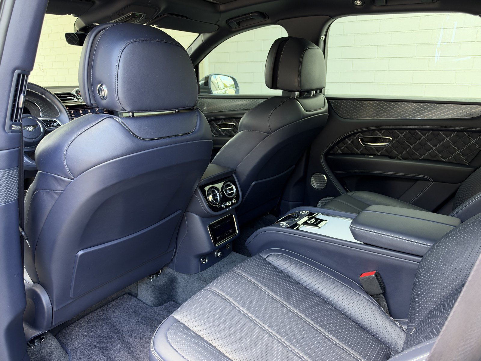 Certified 2021 Bentley Bentayga AWD/4WD image 32