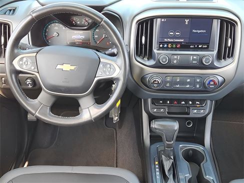 Used 2019 Chevrolet Colorado Z71 image 25
