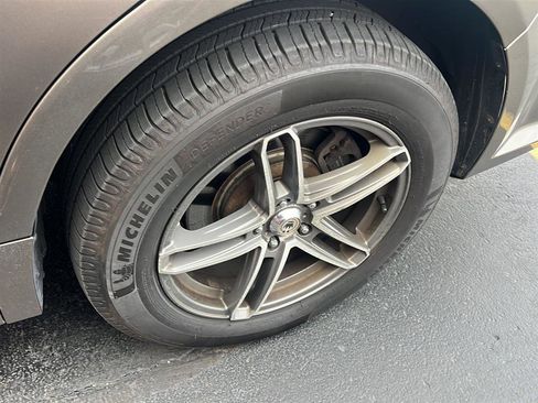 Used 2013 Ford Flex SEL image 6