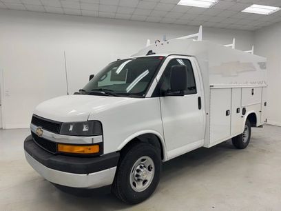 New 2026 Chevrolet Express 3500 w/ Power Convenience Package