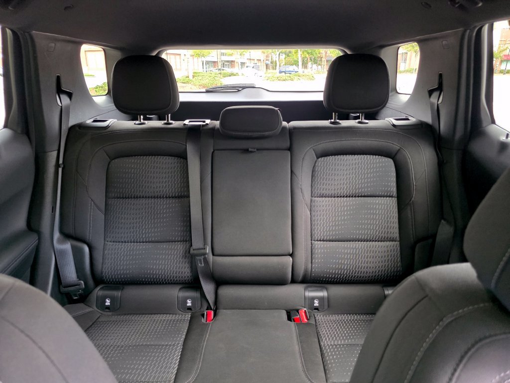 Used 2026 Chevrolet Equinox LT FWD image 25