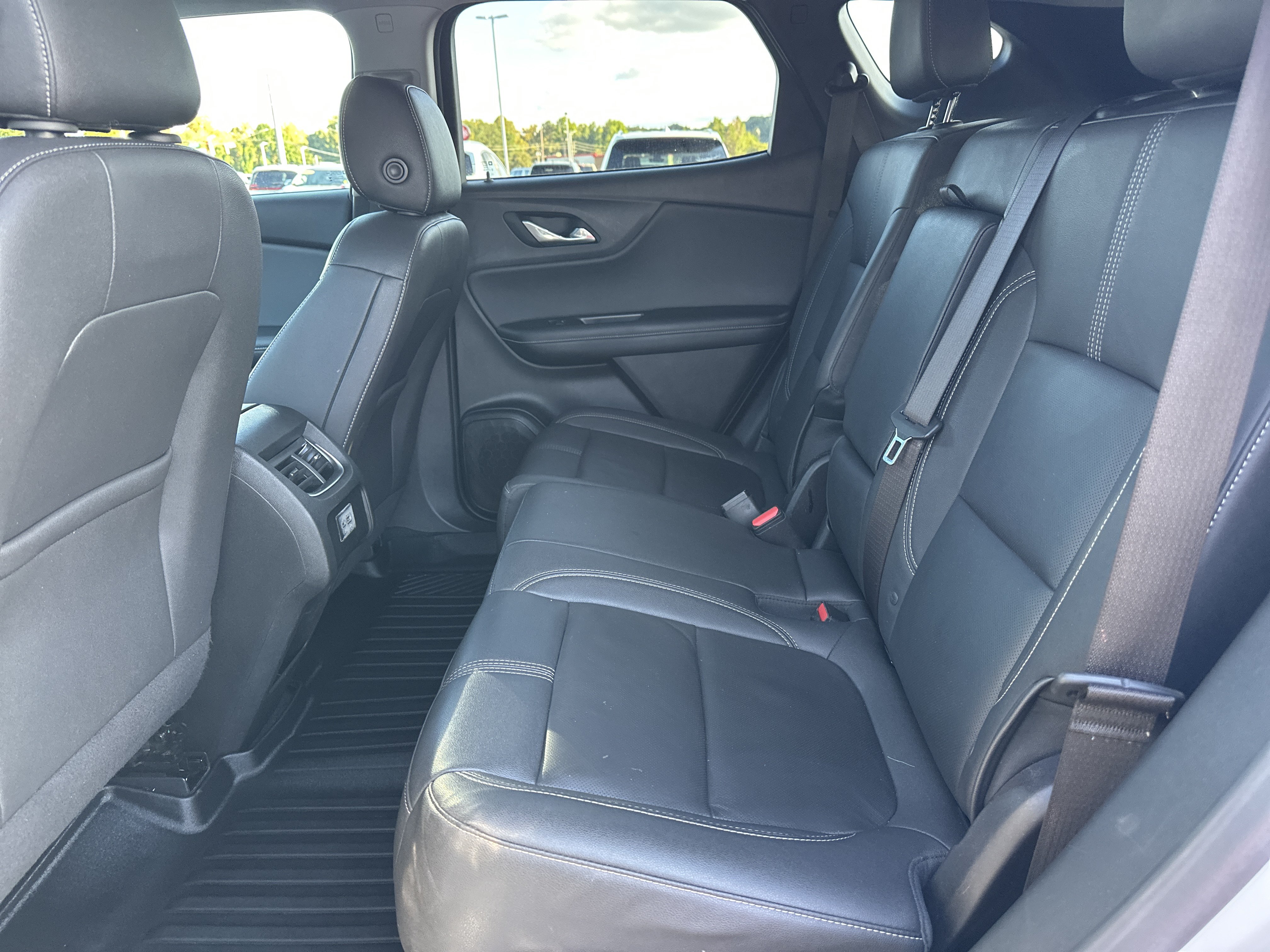 Used 2024 Chevrolet Blazer LT FWD image 21