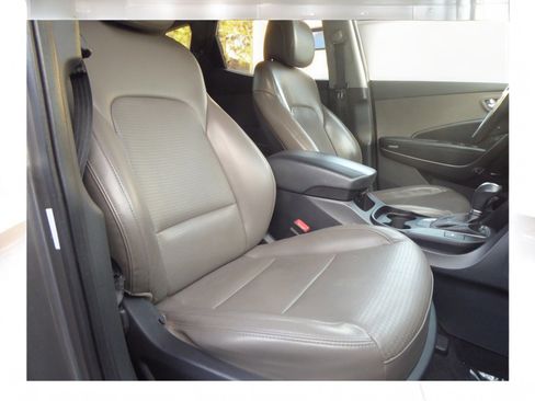 Used 2013 Hyundai Santa Fe Sport image 15