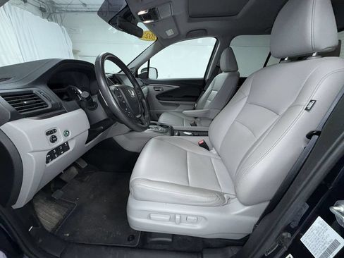 Used 2023 Honda Ridgeline RTL-E image 12