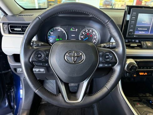 Certified 2021 Toyota RAV4 XLE Premium image 25