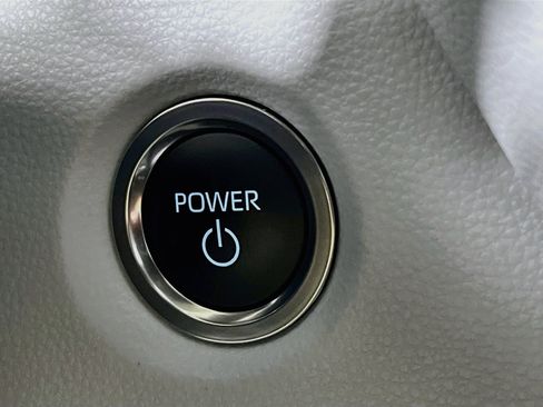 Used 2026 Toyota Corolla SE FWD image 22