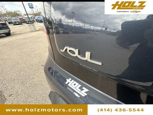 Used 2014 Kia Soul + FWD image 27
