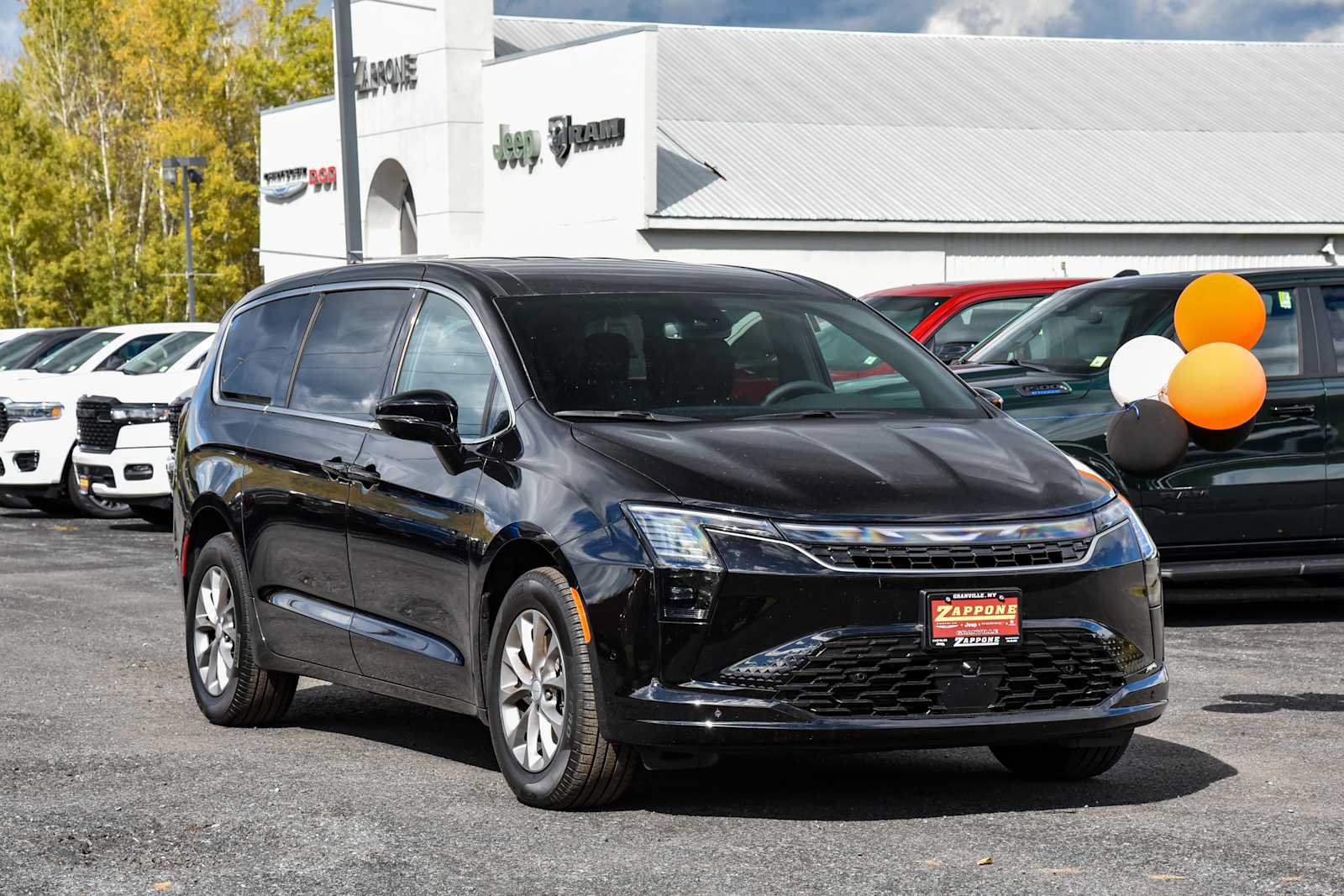 New 2027 Chrysler Pacifica Select w/ Family Tech Group AWD/4WD image 1