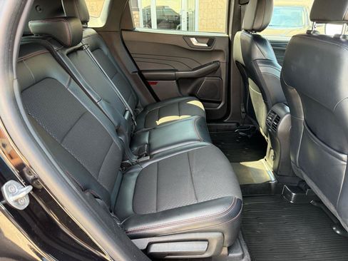 Used 2023 Ford Escape ST-Line Select AWD/4WD image 20