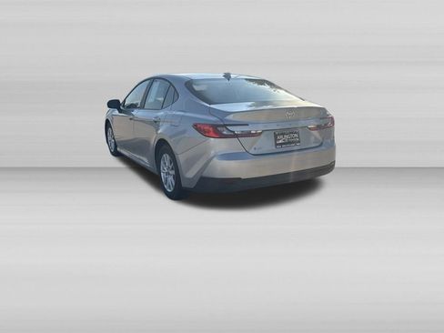 Used 2026 Toyota Camry LE FWD image 7