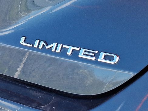 Certified 2022 Toyota Avalon Limited image 31