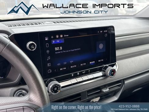 Used 2024 Chevrolet Colorado Trail Boss w/ Advanced Trailering Package AWD/4WD image 23