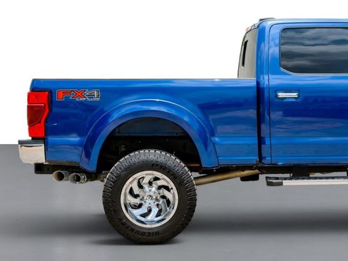 Used 2022 Ford F250 Lariat w/ Lariat Ultimate Package AWD/4WD image 6