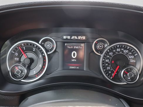 Used 2021 RAM 5500 Tradesman w/ Max Tow Package image 11