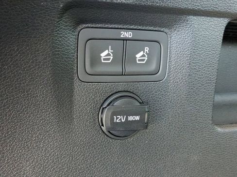 Certified 2025 Kia Telluride S FWD image 15