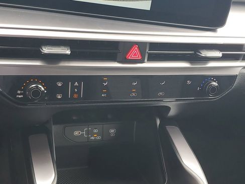 New 2026 Kia Sorento LX image 17