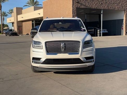 Used 2018 Lincoln Navigator Reserve w/ Technology Package AWD/4WD image 5