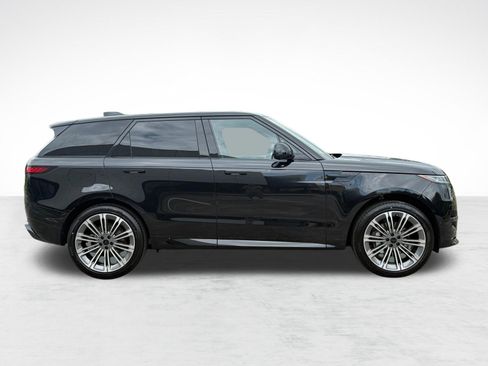 New 2026 Land Rover Range Rover Sport Dynamic SE AWD/4WD image 8