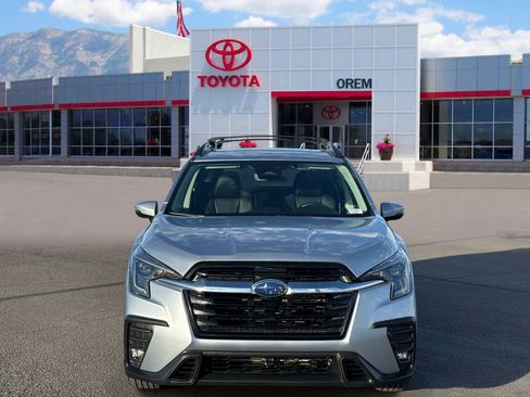 Used 2023 Subaru Ascent Limited AWD/4WD image 2