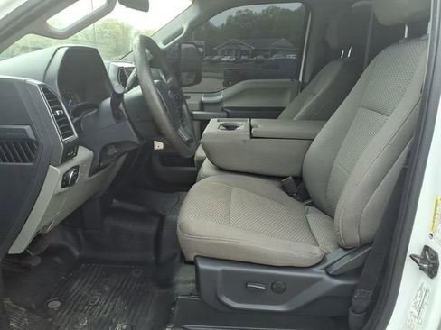 Used 2022 Ford F250 XLT w/ XLT Premium Package AWD/4WD image 8