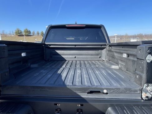 Used 2017 Honda Ridgeline Sport image 19