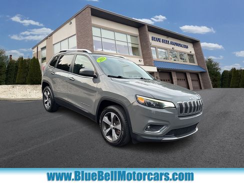 Used 2019 Jeep Cherokee Limited w/ Trailer Tow Group AWD/4WD image 1