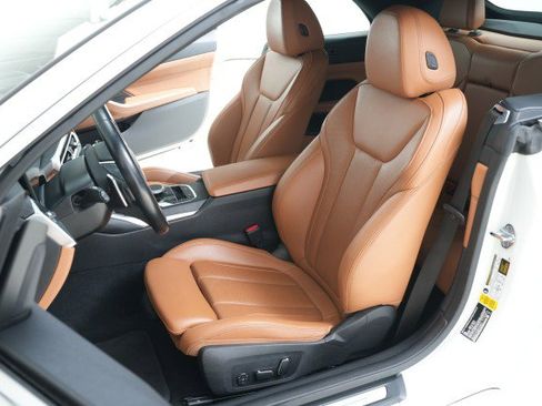 Used 2024 BMW 430i Convertible image 37