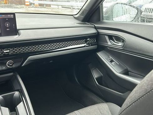 Used 2023 Honda Accord Sport image 24