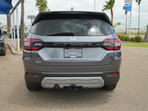 Used 2025 Honda Pilot EX-L image 4