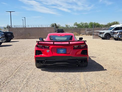 Used 2025 Chevrolet Corvette Stingray Preferred Cpe w/ Z51 Performance Package RWD image 7
