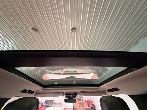 Used 2022 Land Rover Range Rover SE image 34