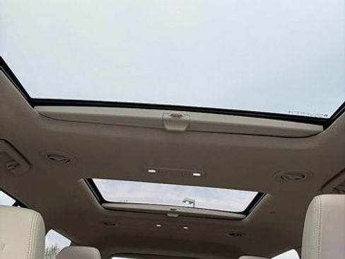 Used 2021 GMC Acadia Denali w/ Denali Ultimate Package image 36