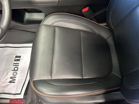 Used 2022 GMC Acadia AT4 image 11