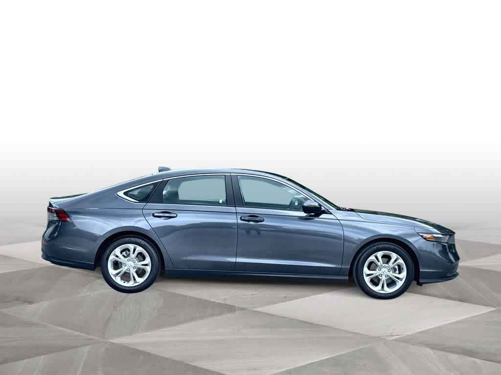 Used 2025 Honda Accord LX image 9