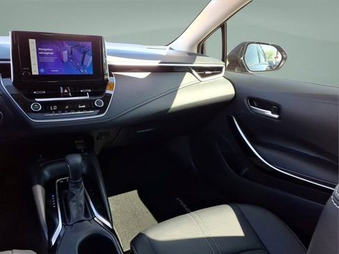 Used 2024 Toyota Corolla XLE FWD image 19