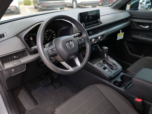 Used 2024 Honda CR-V Sport image 6
