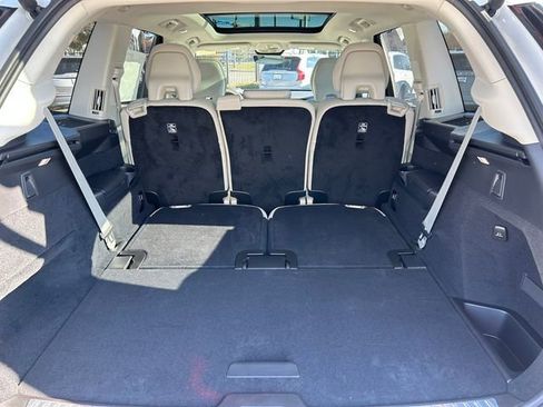 New 2026 Volvo XC90 B6 Ultra image 17
