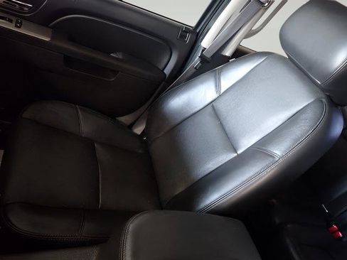 Used 2013 Chevrolet Silverado 1500 LTZ image 13