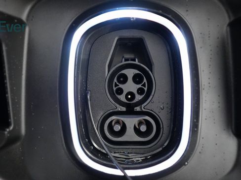 Used 2024 Chevrolet Silverado EV RST image 19