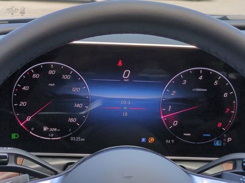 Used 2025 Mercedes-Benz C 300 Sedan image 27