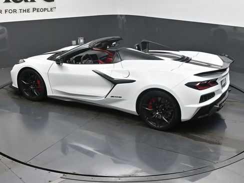 New 2026 Chevrolet Corvette Z06 w/ Stealth Interior Trim Package image 23